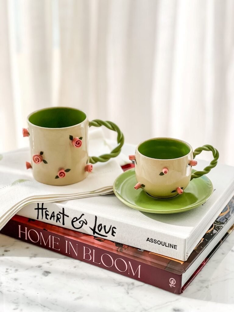 PatBO e Marô Antunes apresentam nova coleção de cerâmicas artesanais